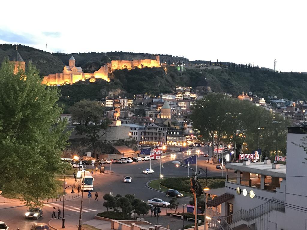 Oc Apartments Tbilisi Bagian luar foto
